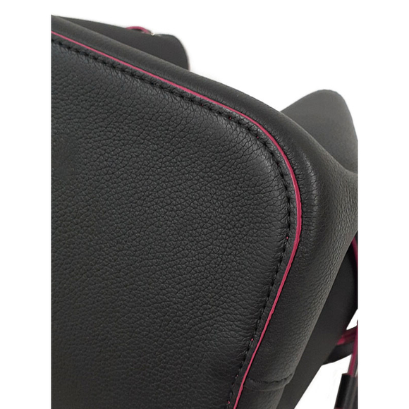 Louis Vuitton Lock Me Bucket Shoulder Bag Noir - Picture 6 of 8